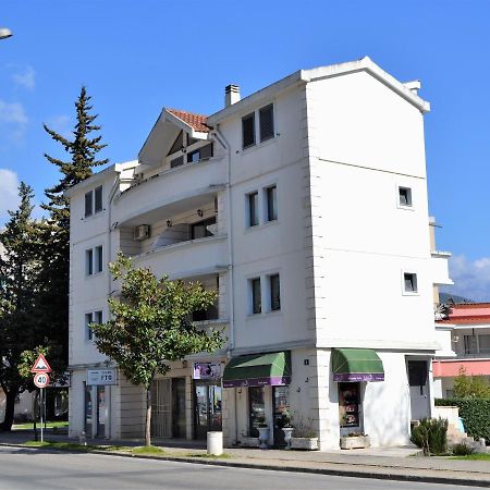 Yeshill Apart & Studio Μπούντβα Εξωτερικό φωτογραφία